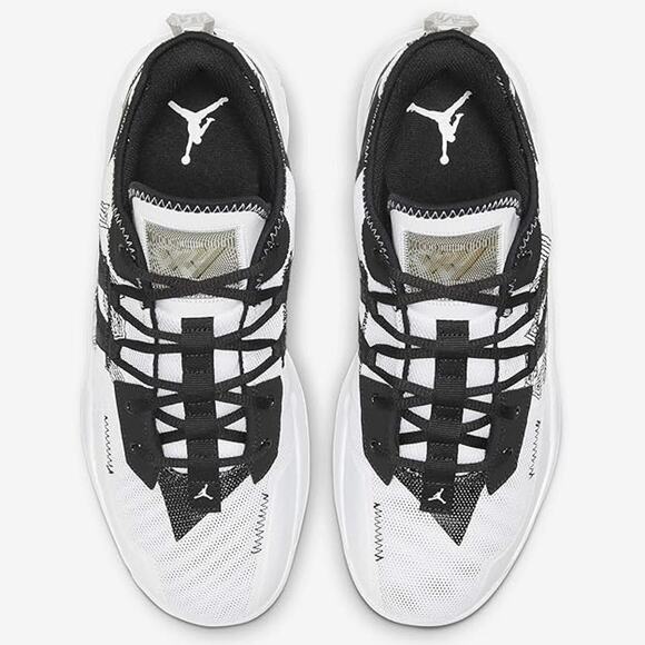 NWT Jordan Mens One Take Ii Basketball Shoe, white/Black - Size 8